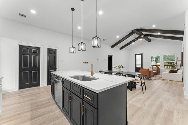 1133 Long Leaf Pine Street, Huffman, TX 77336