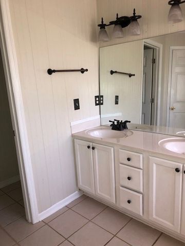 1047 Park View, Tallahassee, FL 32311