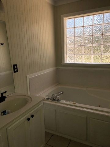 1047 Park View, Tallahassee, FL 32311