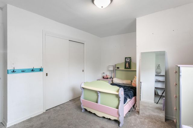 53025 Ridgewood Drive, South Bend, IN 46637