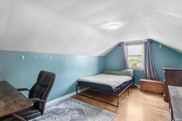 53025 Ridgewood Drive, South Bend, IN 46637