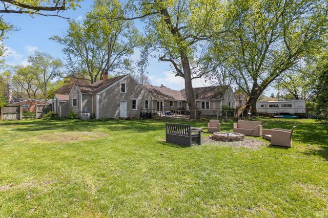 53025 Ridgewood Drive, South Bend, IN 46637