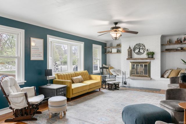 53025 Ridgewood Drive, South Bend, IN 46637