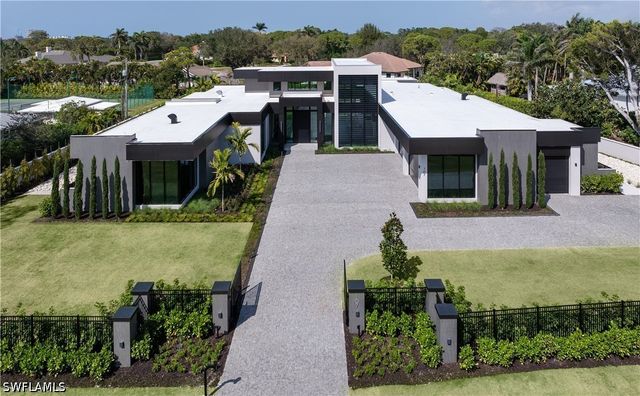 107 Myrtle RD, Naples, FL 34108