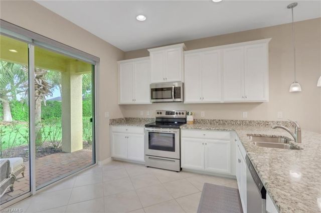 2119 Summersweet DR, Alva, FL 33920