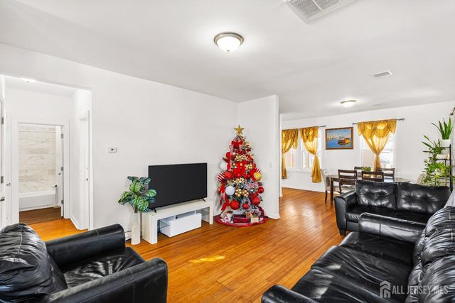 370 4th Street, South Amboy, NJ 08879