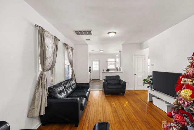 370 4th Street, South Amboy, NJ 08879