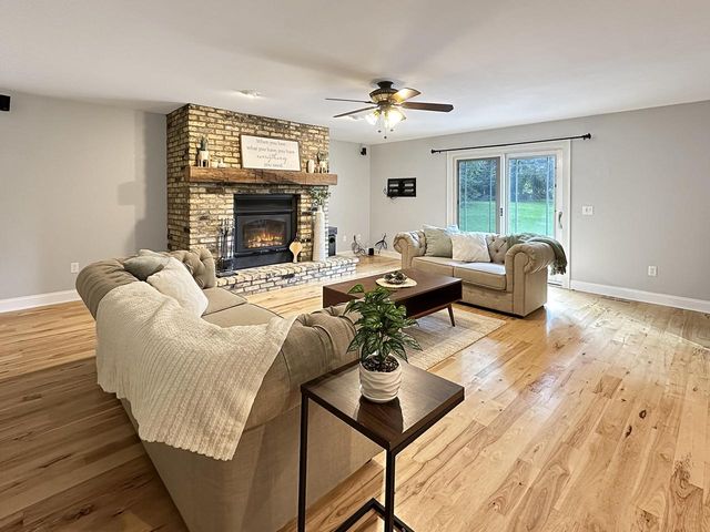 4685 Pilgrim ROAD, Brookfield, WI 53005