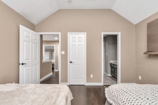 3210 Shadowwalk Drive, Houston, TX 77082