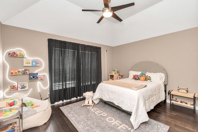 3210 Shadowwalk Drive, Houston, TX 77082
