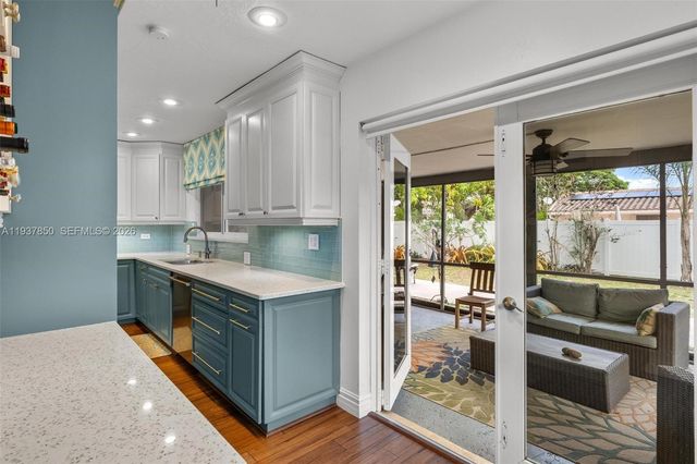 5670 NE 21st Dr, Fort Lauderdale, FL 33308