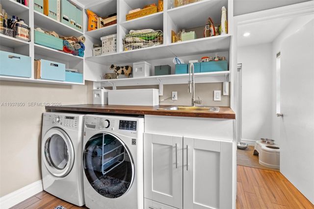 5670 NE 21st Dr, Fort Lauderdale, FL 33308