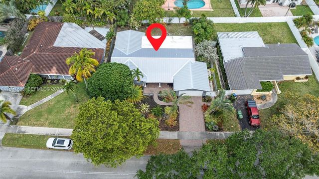 5670 NE 21st Dr, Fort Lauderdale, FL 33308