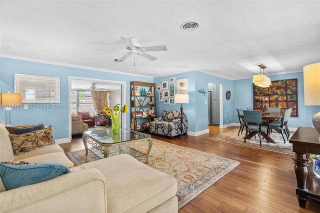 5670 NE 21st Dr, Fort Lauderdale, FL 33308