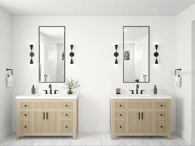 5604 S LYNWOOD AVENUE, Tampa, FL 33611