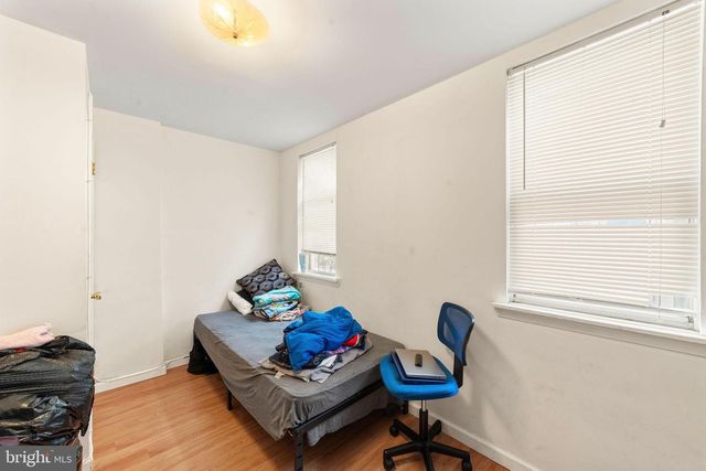 1715 W THOMPSON ST, Philadelphia, PA 19121