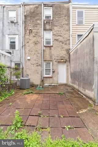1715 W THOMPSON ST, Philadelphia, PA 19121
