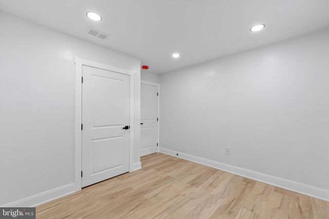 521 PARKWAY DR, Fairless Hills, PA 19030