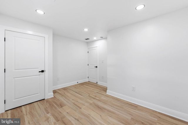 521 PARKWAY DR, Fairless Hills, PA 19030