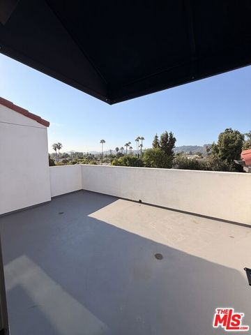 5020 Woodman 317, Sherman Oaks, CA 91423
