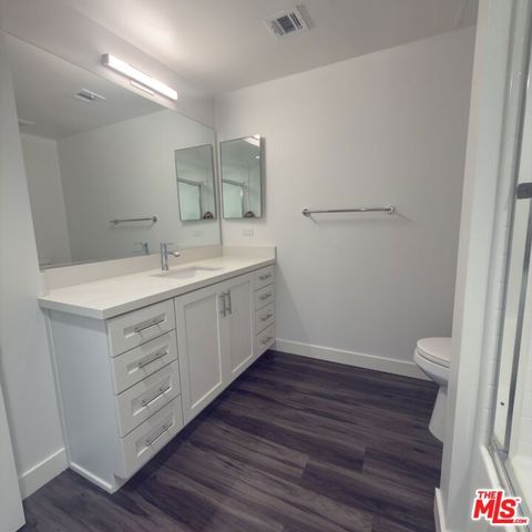 5020 Woodman 317, Sherman Oaks, CA 91423