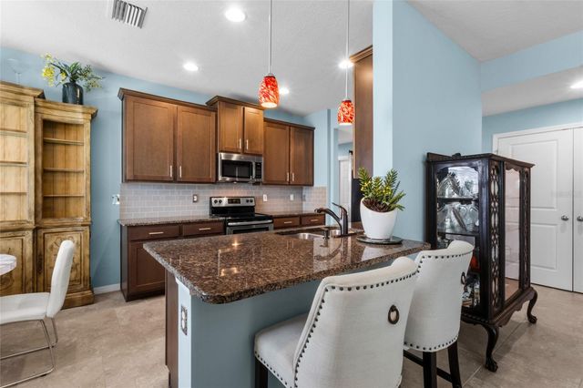 8312 ENCLAVE WAY 103, Sarasota, FL 34243