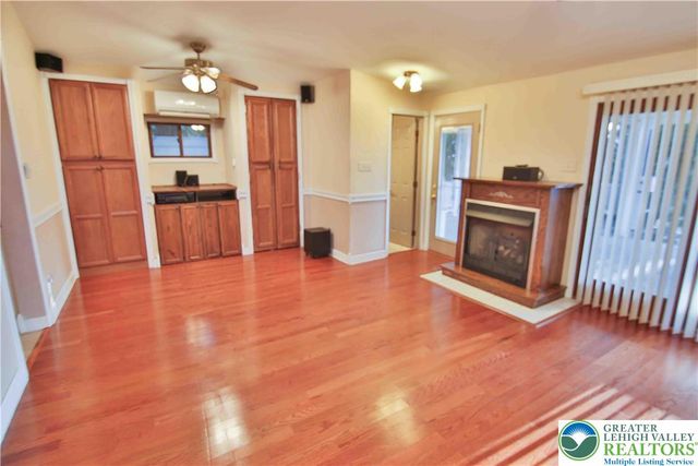 2314 North 1st Avenue, Whitehall Twp, PA 18052