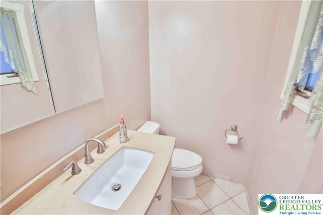 2314 North 1st Avenue, Whitehall Twp, PA 18052