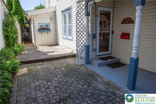 2314 North 1st Avenue, Whitehall Twp, PA 18052