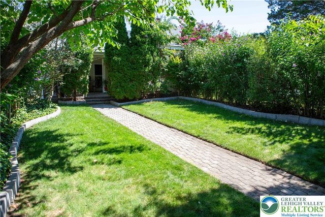 2314 North 1st Avenue, Whitehall Twp, PA 18052