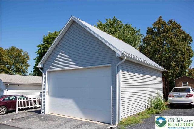 2314 North 1st Avenue, Whitehall Twp, PA 18052