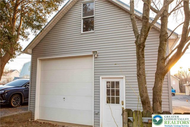 2314 North 1st Avenue, Whitehall Twp, PA 18052