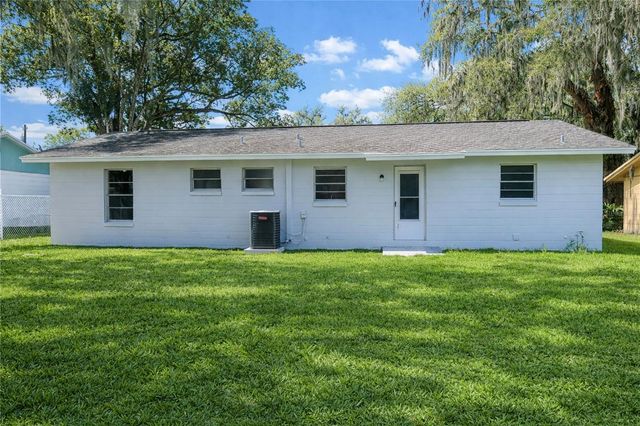 14670 DOUGLAS DRIVE, Dade City, FL 33523