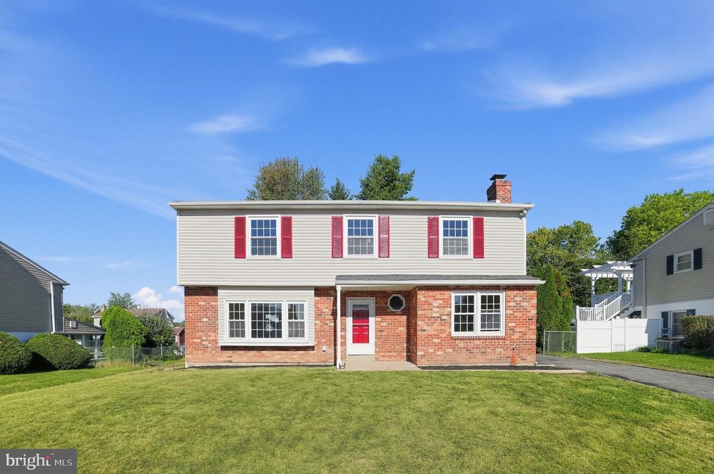 15 MULBERRY, BOOTHWYN, PA 19061 — exterior