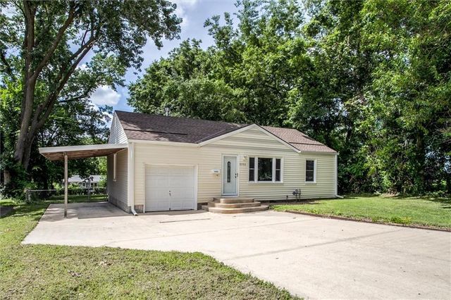 9705 E 66 Street, Raytown, MO 64133