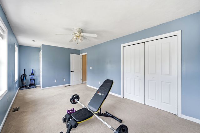341 Primrose Hill, Dracut, MA 01826