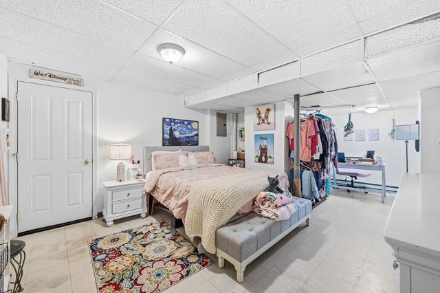 341 Primrose Hill, Dracut, MA 01826