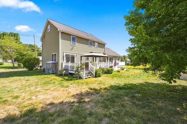 341 Primrose Hill, Dracut, MA 01826