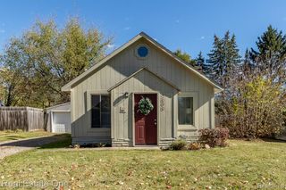 3090 Hill Road, Auburn Hills, MI 48326