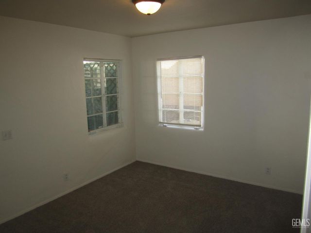 2407 Olympic Drive, Bakersfield, CA 93308