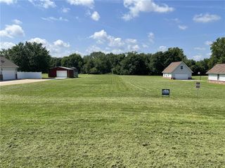 22961 Lawlis Road, Siloam Springs, AR 72761