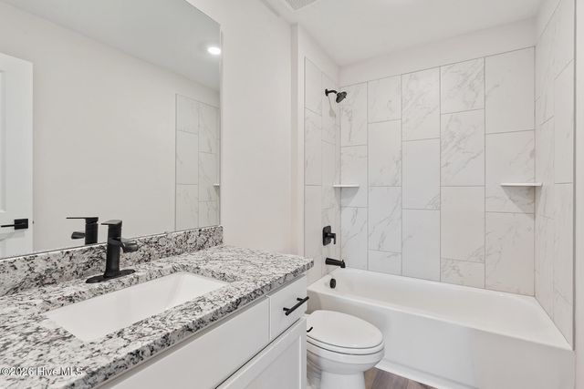 220 Umbrella Palm Drive, Hampstead, NC 28443