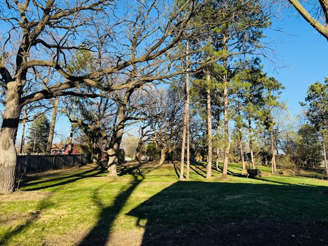 8431 Palm Street NW, Coon Rapids, MN 55433