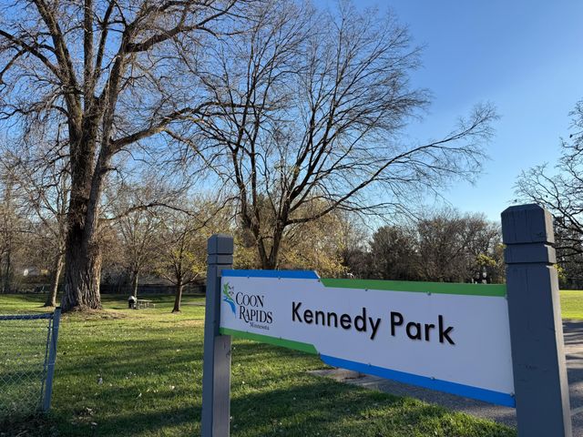 8431 Palm Street NW, Coon Rapids, MN 55433