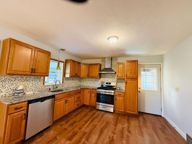 8431 Palm Street NW, Coon Rapids, MN 55433