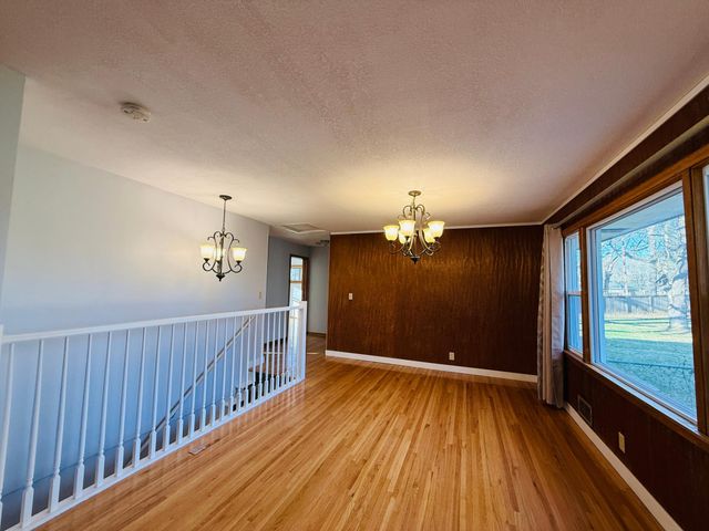 8431 Palm Street NW, Coon Rapids, MN 55433