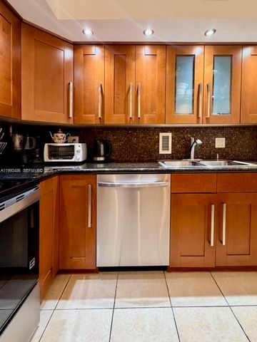 3901 S Ocean Drive 7M, Hollywood, FL 33019