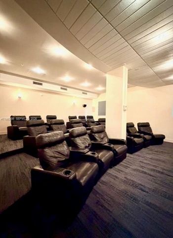 3901 S Ocean Drive 7M, Hollywood, FL 33019