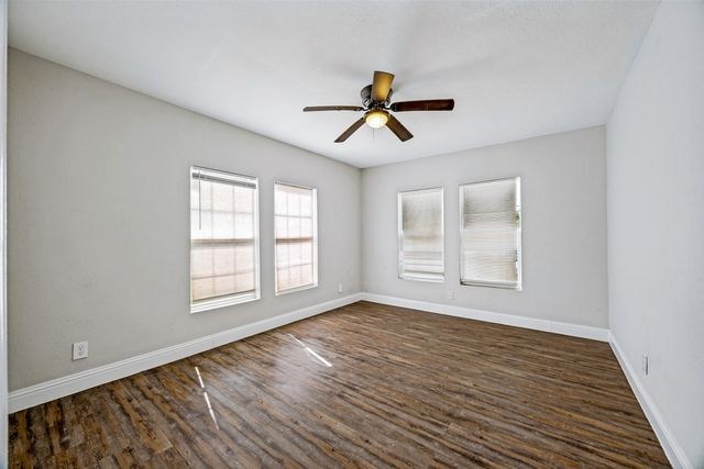 3607 Lee Street, Greenville, TX 75401