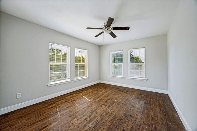 3607 Lee Street, Greenville, TX 75401
